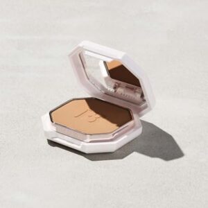 Fenty Beauty by Rihanna Pro Filt’r Soft Matte Longwear Powder Foundation 270 -